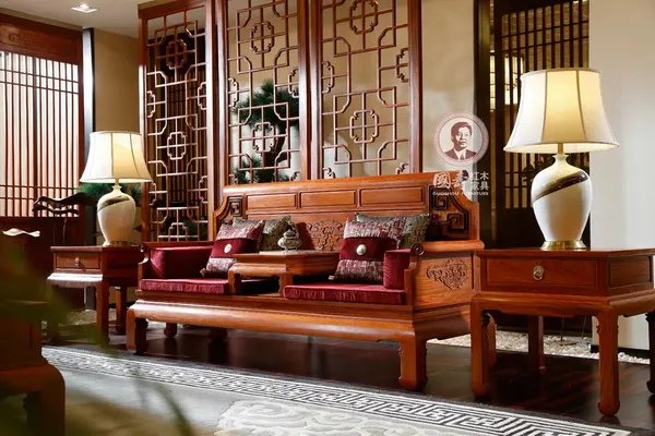 国寿红木玉如意系列5.1“为爱放价”第二站走进运城