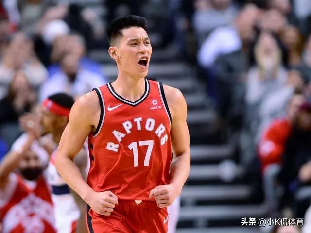 NBA自由市场开放许久，林书豪无人问津，在台湾演讲时几度落泪，大家怎么看待此事？