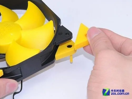 超轻松搞定共振 超频三清风风扇解析