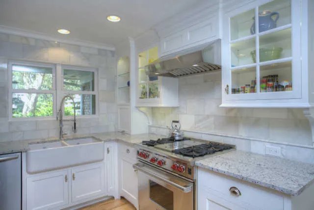 简欧式别墅，简约中透露着时尚