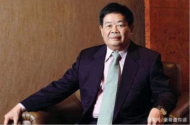 “玻璃大王”曹德旺：家有豪宅和美酒，为何子女却不常登门 ？