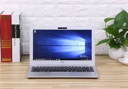 最新笔记本电脑有哪些 2017新出的笔记本电脑排行榜