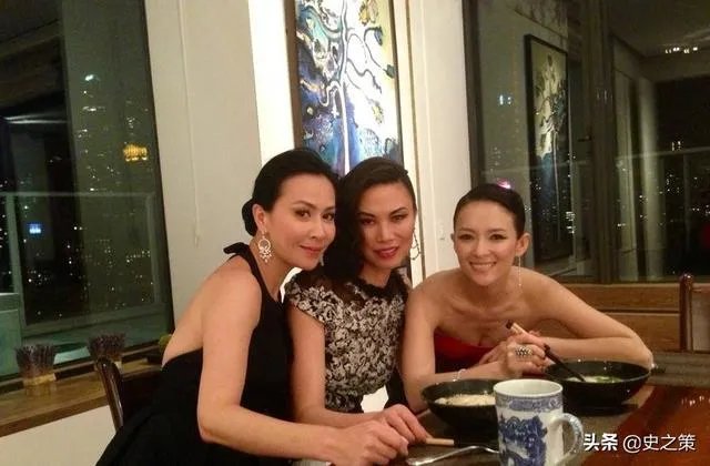 惨遭亿万富豪默多克起诉离婚后，邓文迪为何还能做社交女王？