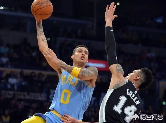 湖人常规赛时隔二十年横扫马刺，你怎么看这个赛季的湖人和马刺？