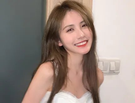 王思聪新女友身份确认21岁的英国名校大学生，这次终于门当户对了吗？