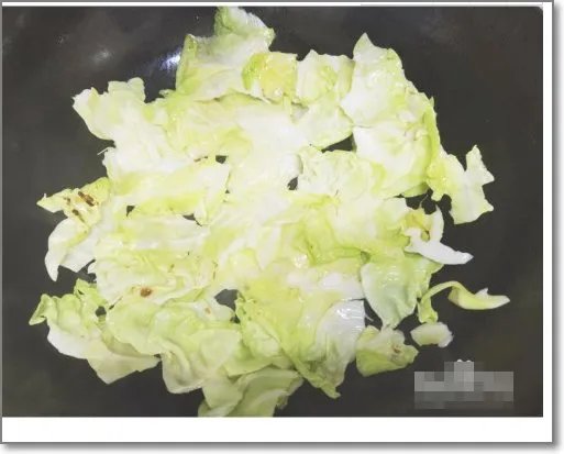 手撕包菜的做法 家常