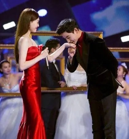 唐嫣罗晋小时候就认识了吗？