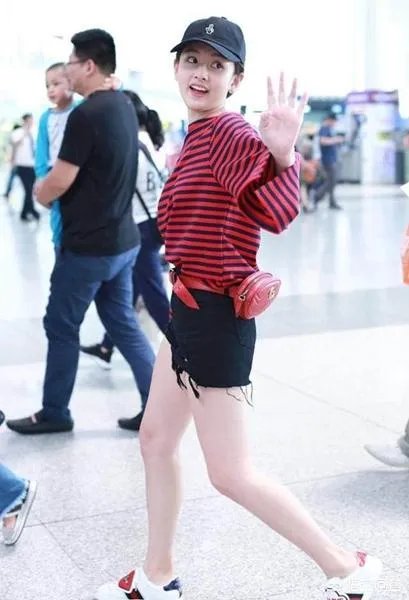 宋祖儿甜美形象霸屏，怎样才能像她一样穿出青春活力范儿？