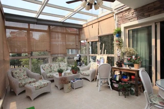 给你的花园阳台吊个顶吧~