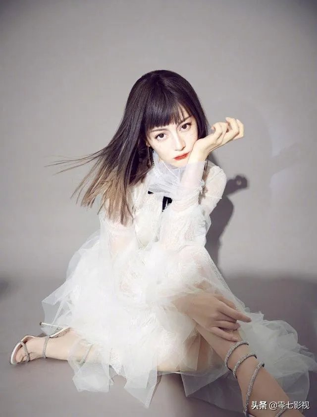 如果芭比娃娃要拍真人电影，全球范围内选角，你认为有哪些演员可以胜任这一角色？