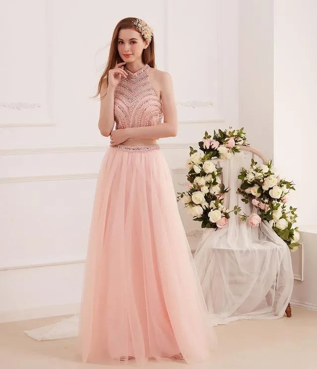 有哪些款式的礼服让人们百穿不厌？