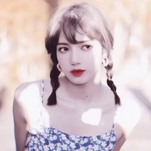 Lisa将于夏季solo出道，她的商业价值有多大？