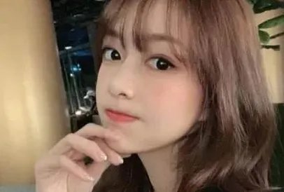 王思聪新女友身份确认21岁的英国名校大学生，这次终于门当户对了吗？