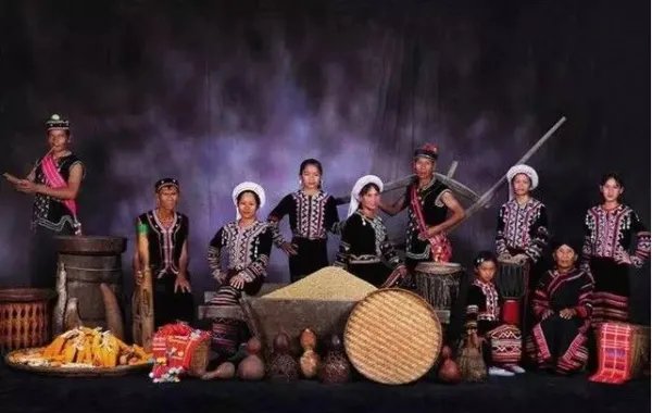 各民族春节习俗