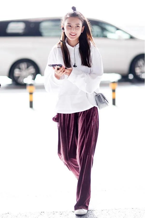 宋祖儿甜美形象霸屏，怎样才能像她一样穿出青春活力范儿？