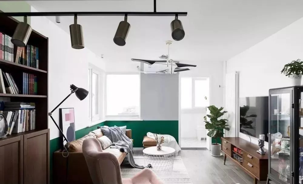 58㎡北欧风单身公寓，清新又复古，蜗居也可以很出彩！