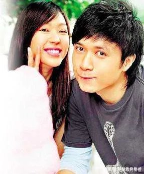 恋情传11年，萧敬腾终于和女经纪人好了。你怎么看呢?