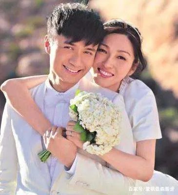 恋情传11年，萧敬腾终于和女经纪人好了。你怎么看呢?