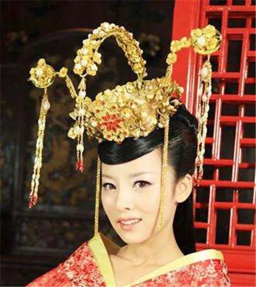 中式新娘发型图片大全 几种新娘发型的推荐