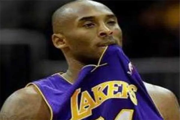 科比当年的退役仪式都有哪些NBA名宿参加？