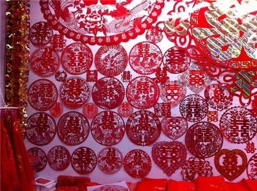 新娘饰品批发市场有哪些 结婚要买什么用品