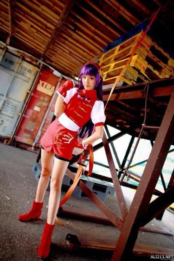 《拳皇》灵魂人物成长史 女神麻宫雅典娜也穿比基尼?