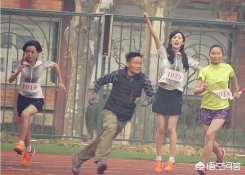 有哪些女明星为了保持身材，怀孕了还坚持健身？