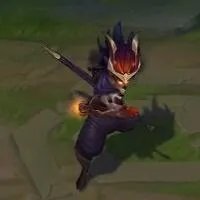 LOL亚索皮肤腥红之月和黑夜使者哪个手感好？