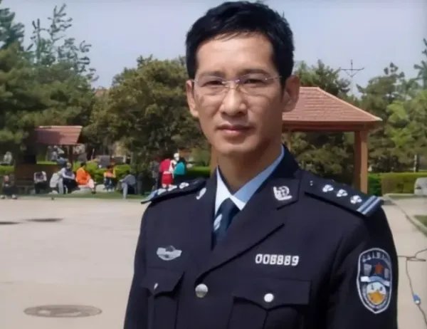 现场铁证演员表