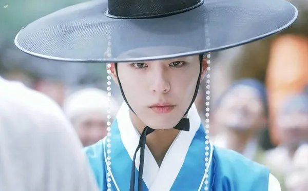 如何评价韩剧《云画的月光》