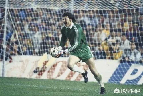 纵观世界足坛，谁是扑点球最厉害的门将？