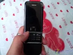 精致滑盖高贵品质 诺基亚8800A报新低