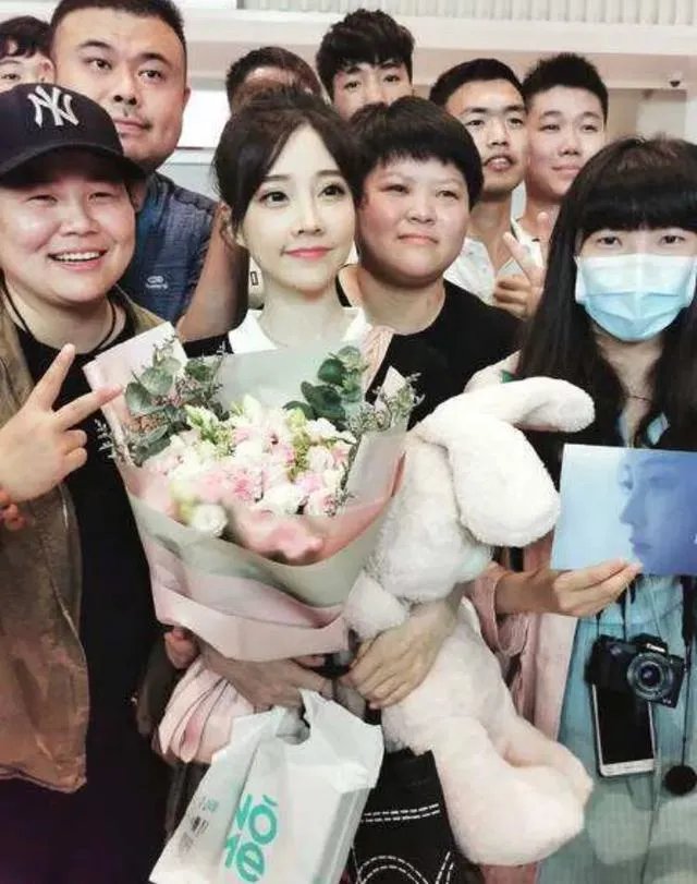 如何评价冯提莫？