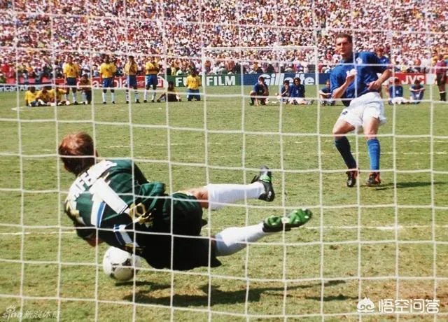 纵观世界足坛，谁是扑点球最厉害的门将？