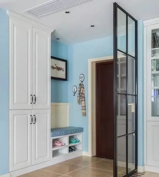 客厅的玄关，我觉得这样装才最美，越看越满意！