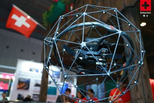 进博会创新智造热点不断 惠氏铂臻成就瑞士奶粉第一大单