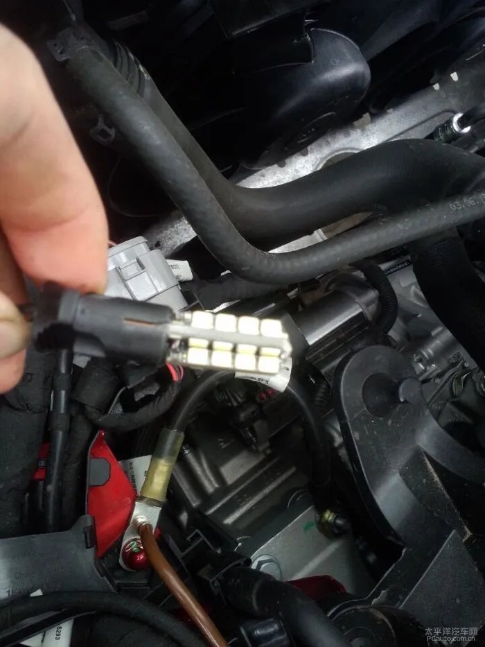 求指教改装速腾1.6舒适的前灯