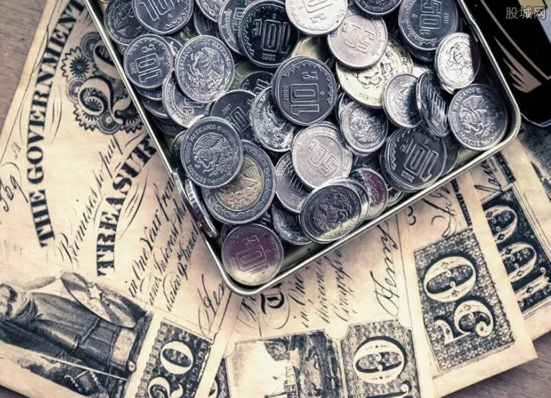 浙江女子集资诈骗5亿 丈夫送足浴店女工4千万