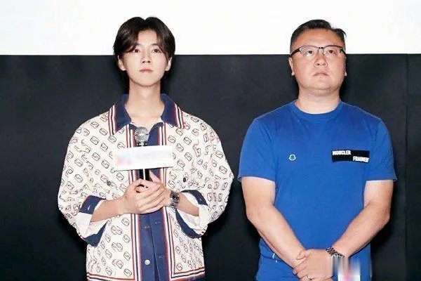 滕华涛称用错了鹿晗被向佐怒怼，他和鹿晗究竟是什么关系？