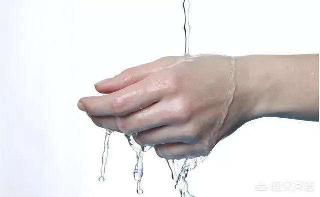 新妈妈如何正确的挤奶？