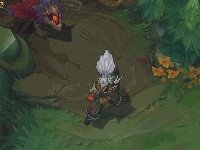 LOL亚索皮肤腥红之月和黑夜使者哪个手感好？