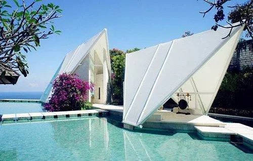 我们打算在国外举办婚礼，巴厘岛海外婚礼怎么样？