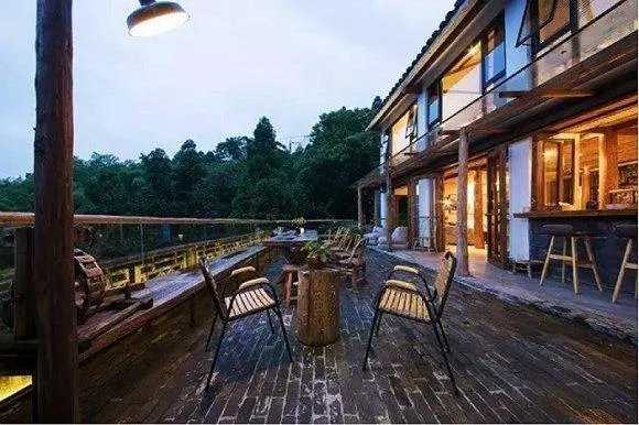 身边越来越多的人旅行的时候选择在airbnb上找民宿，请问靠谱吗？