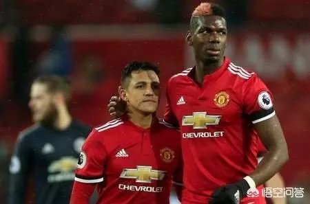 曼联0-0主平水晶宫让穆里尼奥很尴尬，博格巴与桑切斯不能搭档是闷平主因吗？