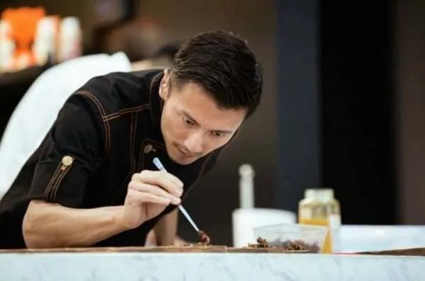 谢霆锋回应煮饭不演戏，他是否是一名合格的厨子？