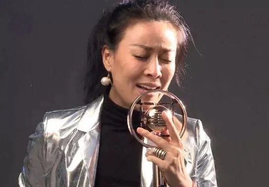 那英微博简介内地流行乐天后