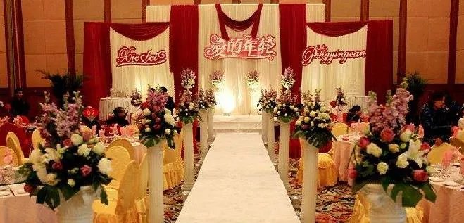 婚礼现场歌曲大全有哪些 婚礼现场背景音乐有哪些呢