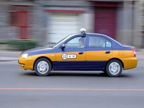 郑州出租车不得进入封控区运营，这一规定为的是规避哪些问题？