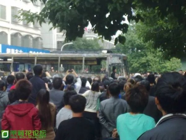 10·26浙江湖州织里镇群众聚集事件的简介