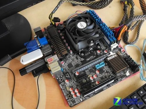 硬解PK软解 A75+APU核显实战Win8高清